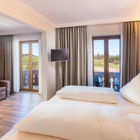 אברסברג Hotel-Gasthof Huber מראה חיצוני תמונה
