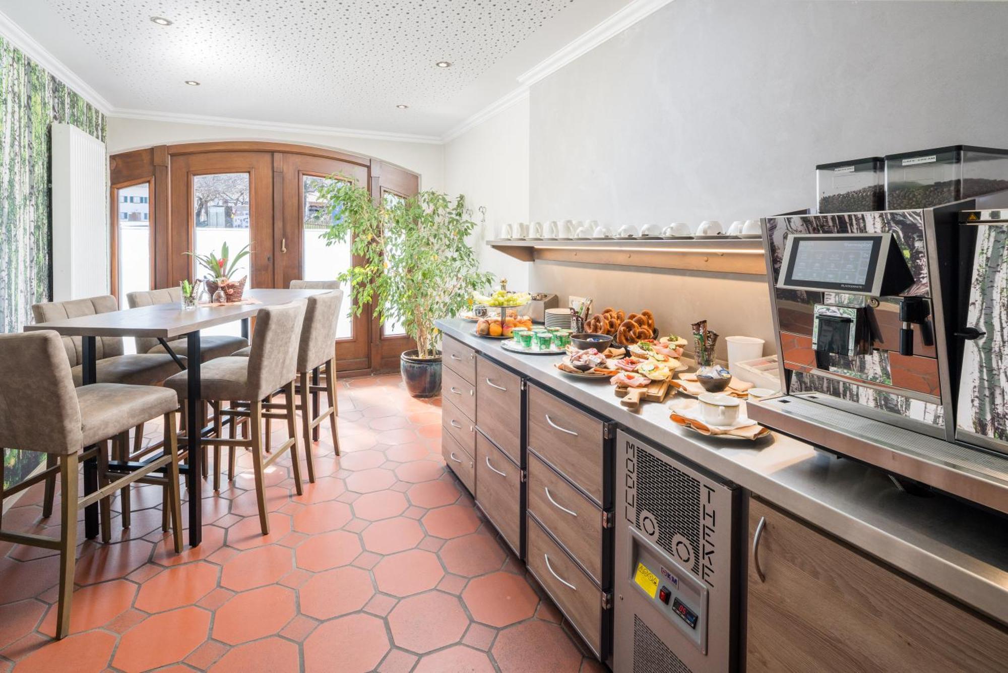 אברסברג Hotel-Gasthof Huber מראה חיצוני תמונה