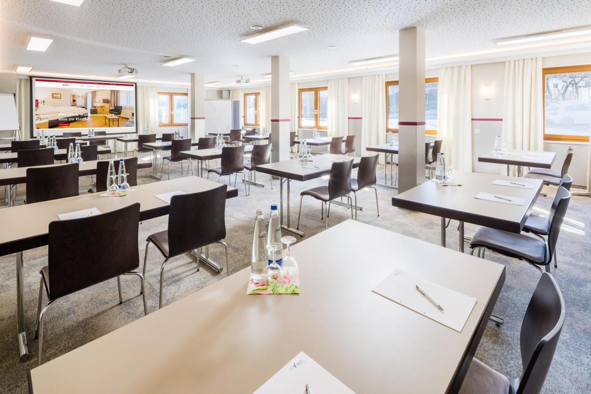 אברסברג Hotel-Gasthof Huber מראה חיצוני תמונה