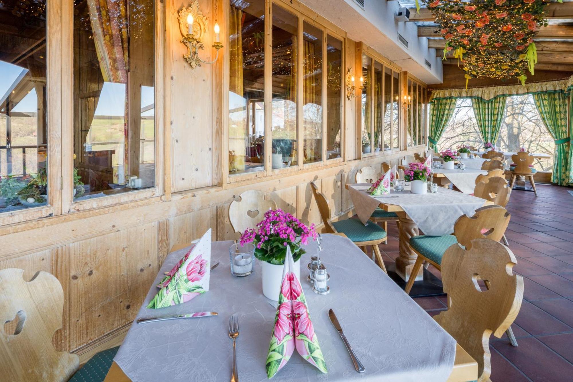 אברסברג Hotel-Gasthof Huber מראה חיצוני תמונה
