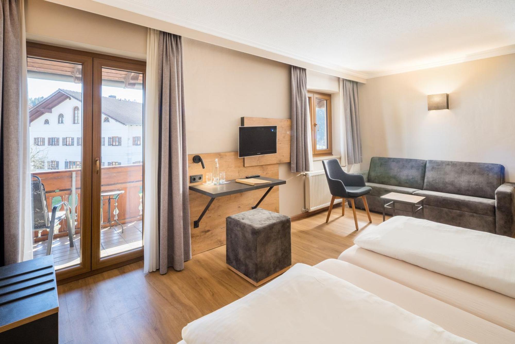 אברסברג Hotel-Gasthof Huber מראה חיצוני תמונה