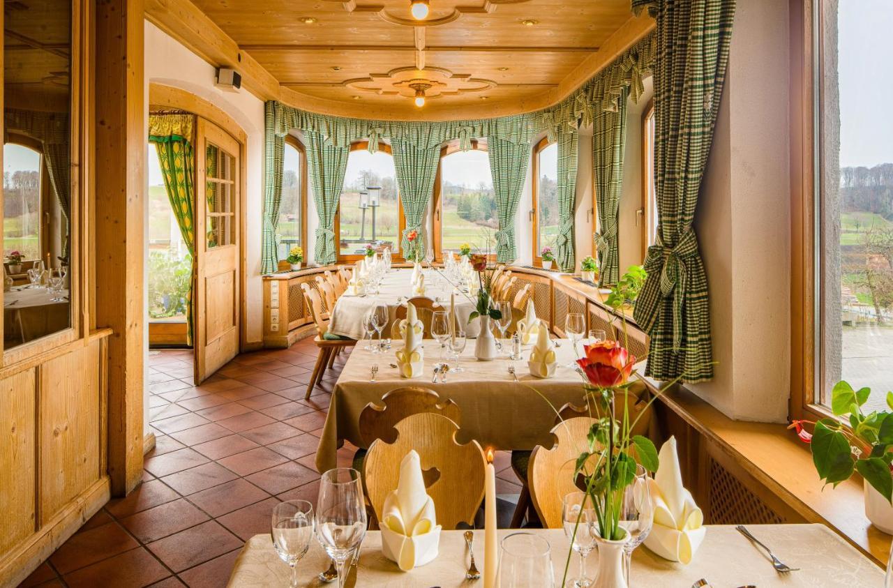 אברסברג Hotel-Gasthof Huber מראה חיצוני תמונה