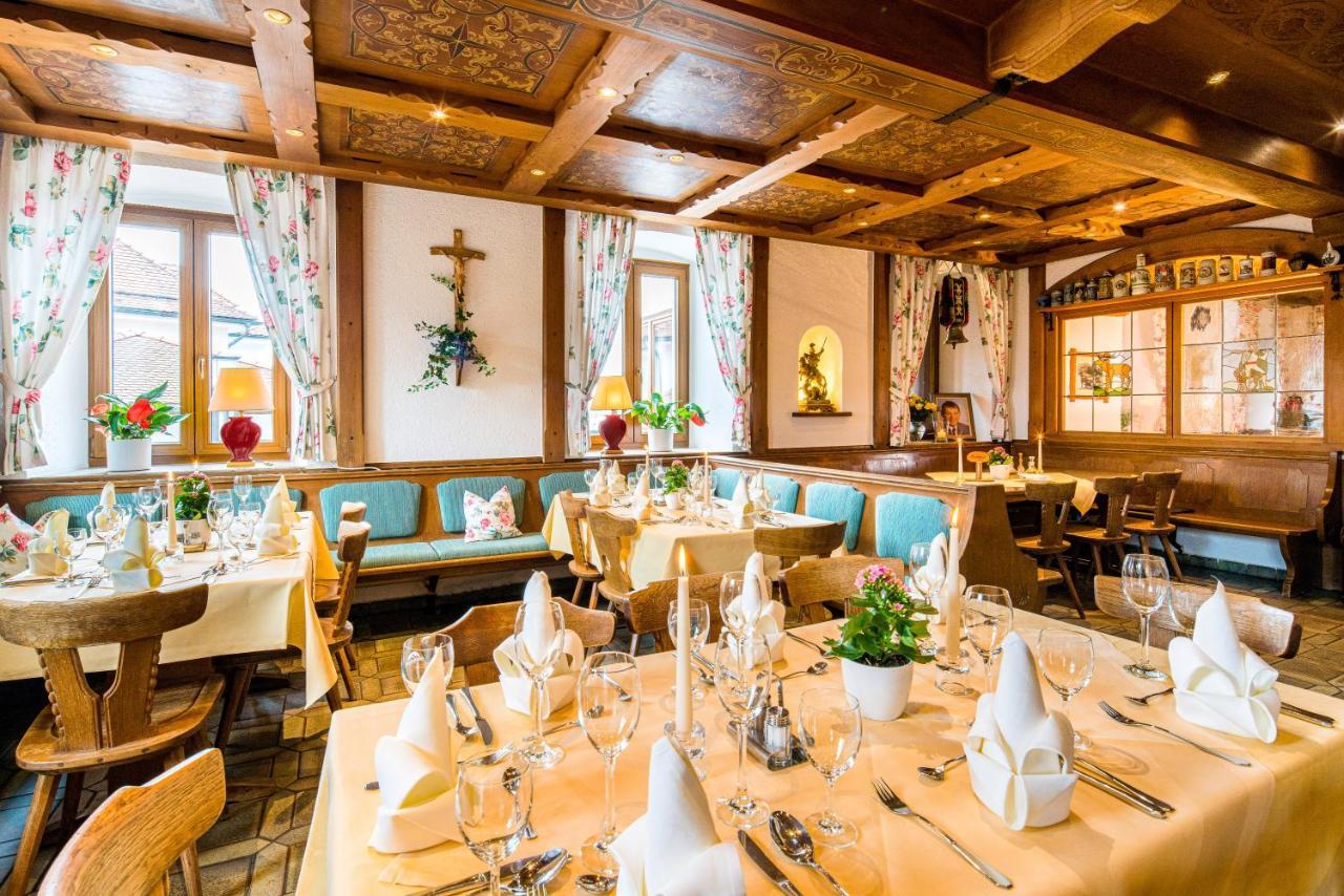 אברסברג Hotel-Gasthof Huber מראה חיצוני תמונה
